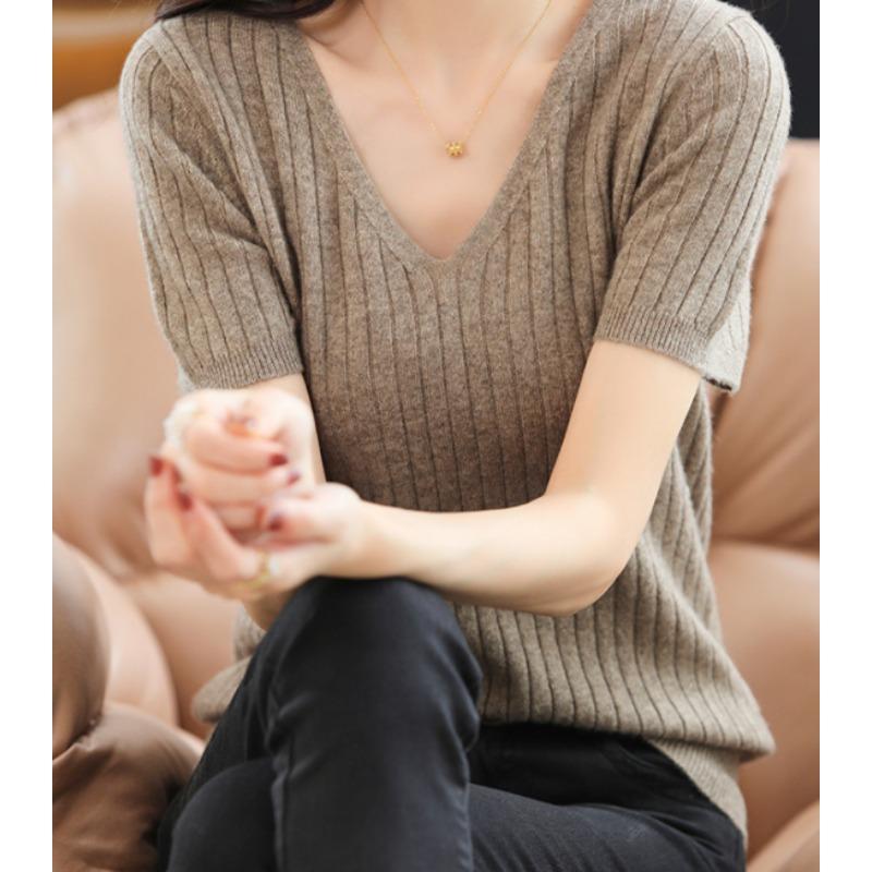 Women Sweater Short Sleeve V-neck Stripe Knitwears Slim Fit Shirt Korean Fashion Pullovers Thin Knit Tops Bottoming Shirts