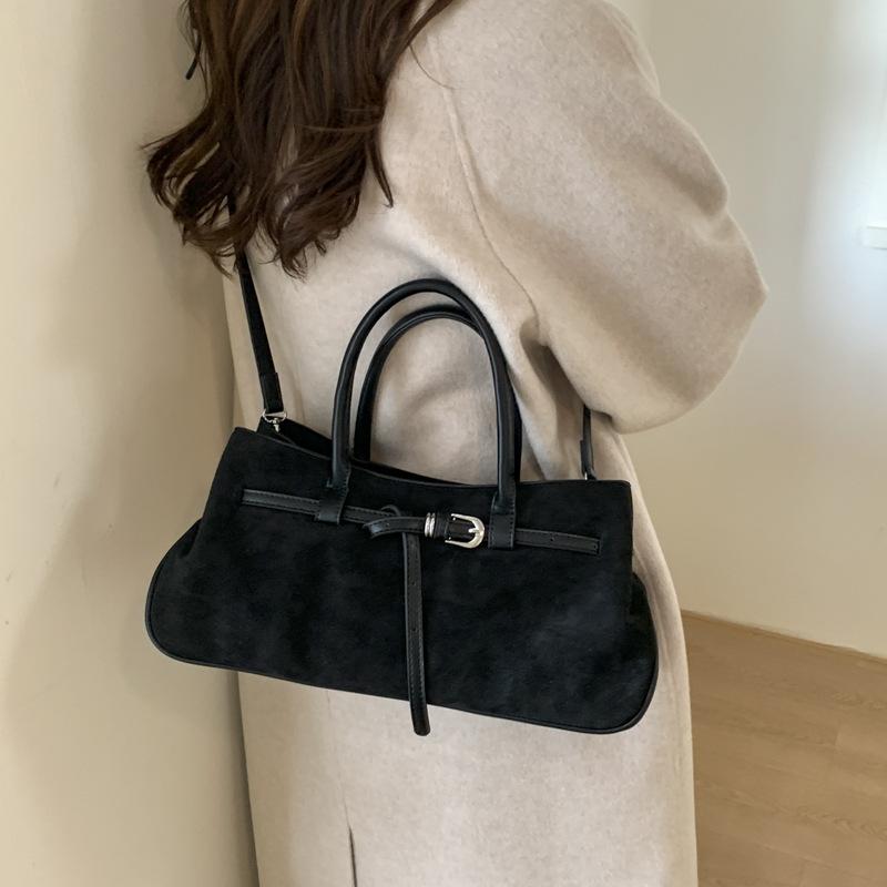 Маленькая матовая ретро-сумка женская осень-зима 2025 новая нишевая дизайнерская сумка-мессенджер популярная в инстаграме портативная сумка-тоут