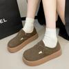2025 Новая женская повседневная обувь Удобная толстая подошва Нескользящая обувь для ходьбы Модная пряжка Дизайн Плюшевая зимняя обувь Zapatilla
