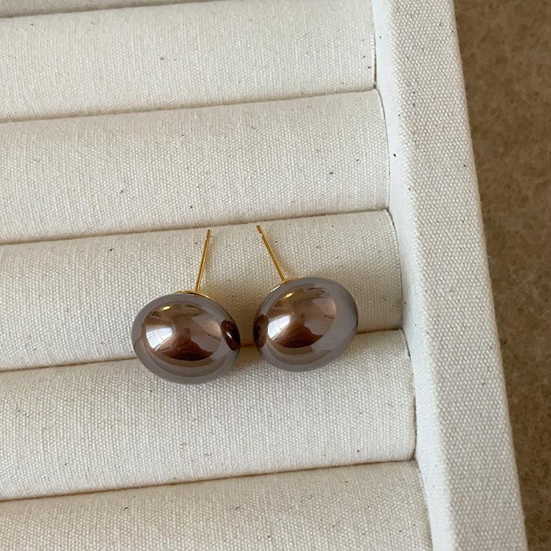 Простые и высококачественные серьги-гвоздики с жемчугом цвета мокко, женские элегантные и модные универсальные серьги в стиле ретро во французском стиле