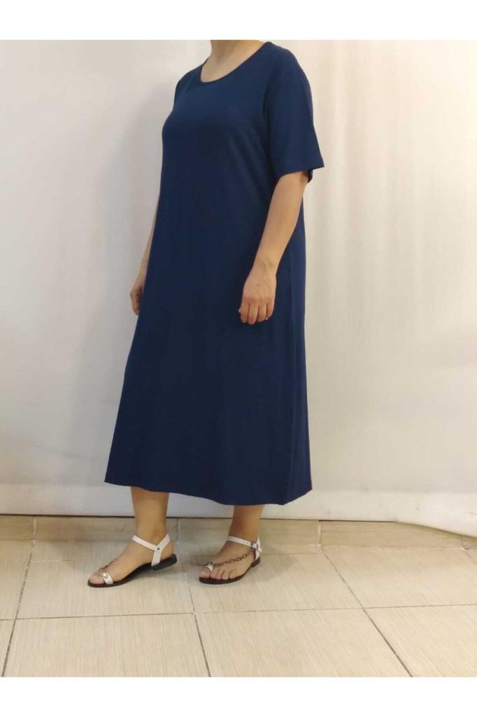Женское платье большого размера. Темно-синее платье из вискозы из чесаного хлопка с короткими рукавами.