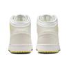 Air Jordan 1 Mid GS Sail Light Laser Orange Детские кроссовки Кремово-белые FD8780-181