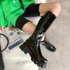 Яркие кожаные сапоги выше колена на водонепроницаемой платформе с внутренним усиленным круглым носком и платформой на плоском каблуке из лакированной кожи