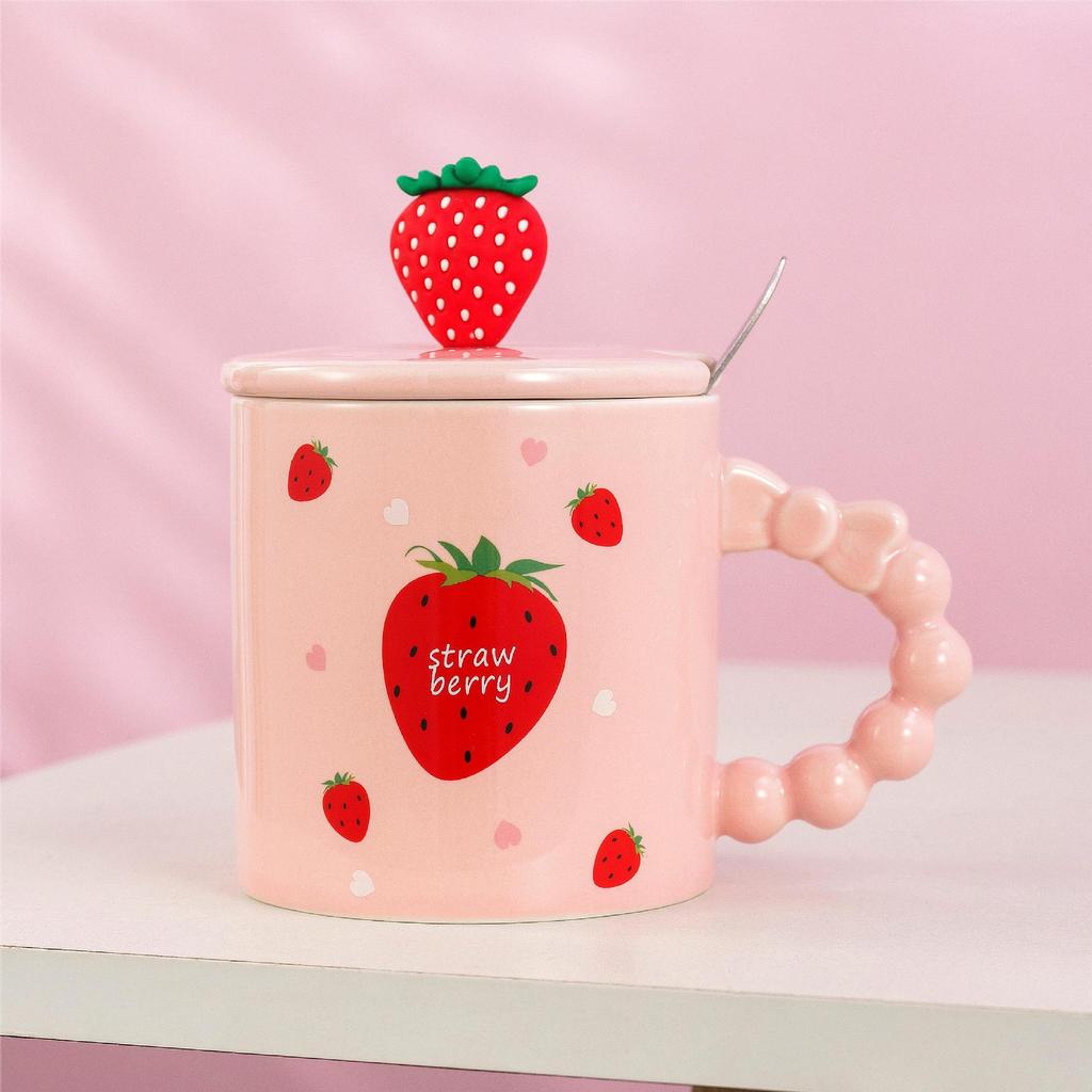 Милая керамическая кружка с крышкой, ложкой, маленькая чашка для пресной воды, сувенирная домашняя кофейная чашка, парная чашка с клубникой
