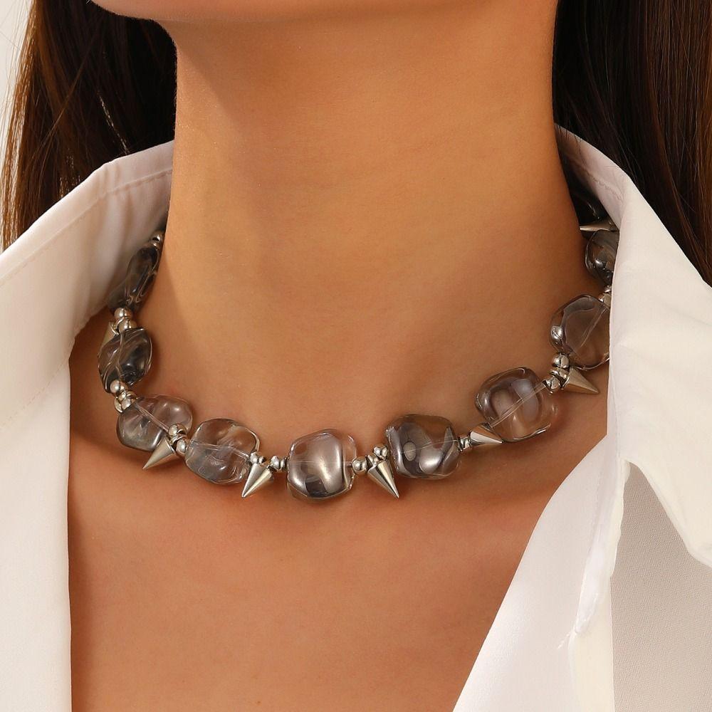 Готическое ожерелье с заклепками и бусинами, преувеличенный панк чокер, женская модная цепочка на ключицу для вечеринки