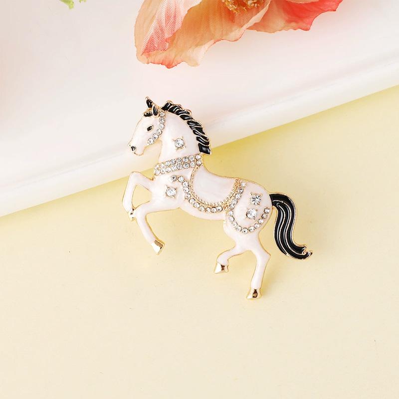 1Pc Enamel Gift Horse Brooch Cartoon Rhinestone Cute Alloy Pin