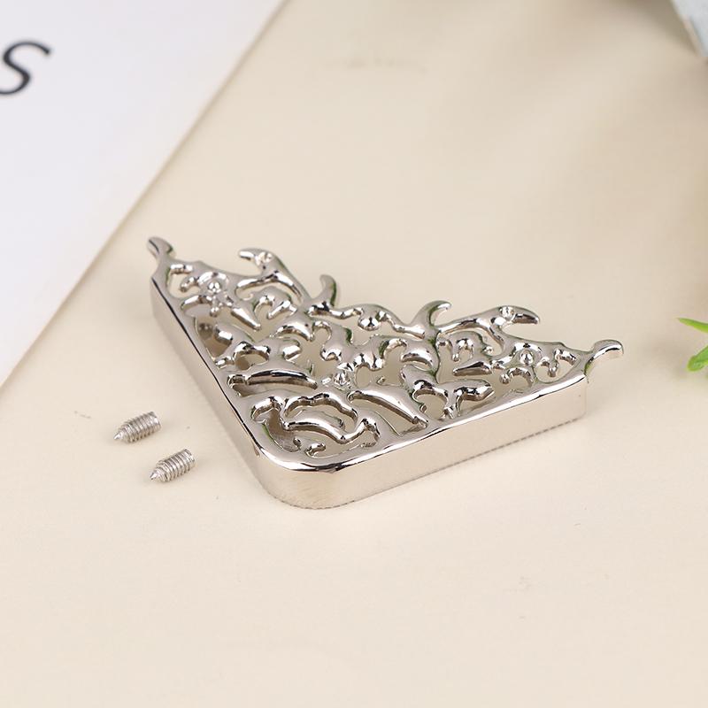 Metal Bags Corner Protectors With 2 Screws Handbags Clip Edges Hollow Fixed Decorative Buckle Diy Hardware Accessories
