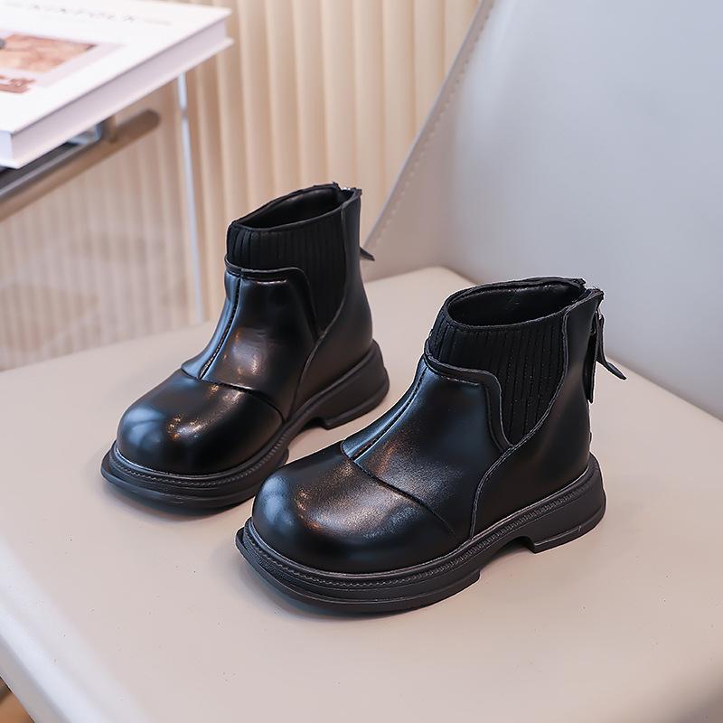 Девочки ботинки Мартин детская мода одинарные ботинки 2025 осень новые британский стиль девочки зарубежный стиль короткие ботинки мягкая подошва кожаные ботинки