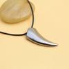 Lover's Brave Mens Zinc Zinc Alloy Pendant Men's Fashion Steel New Tooth Wolf Necklace Jewelry