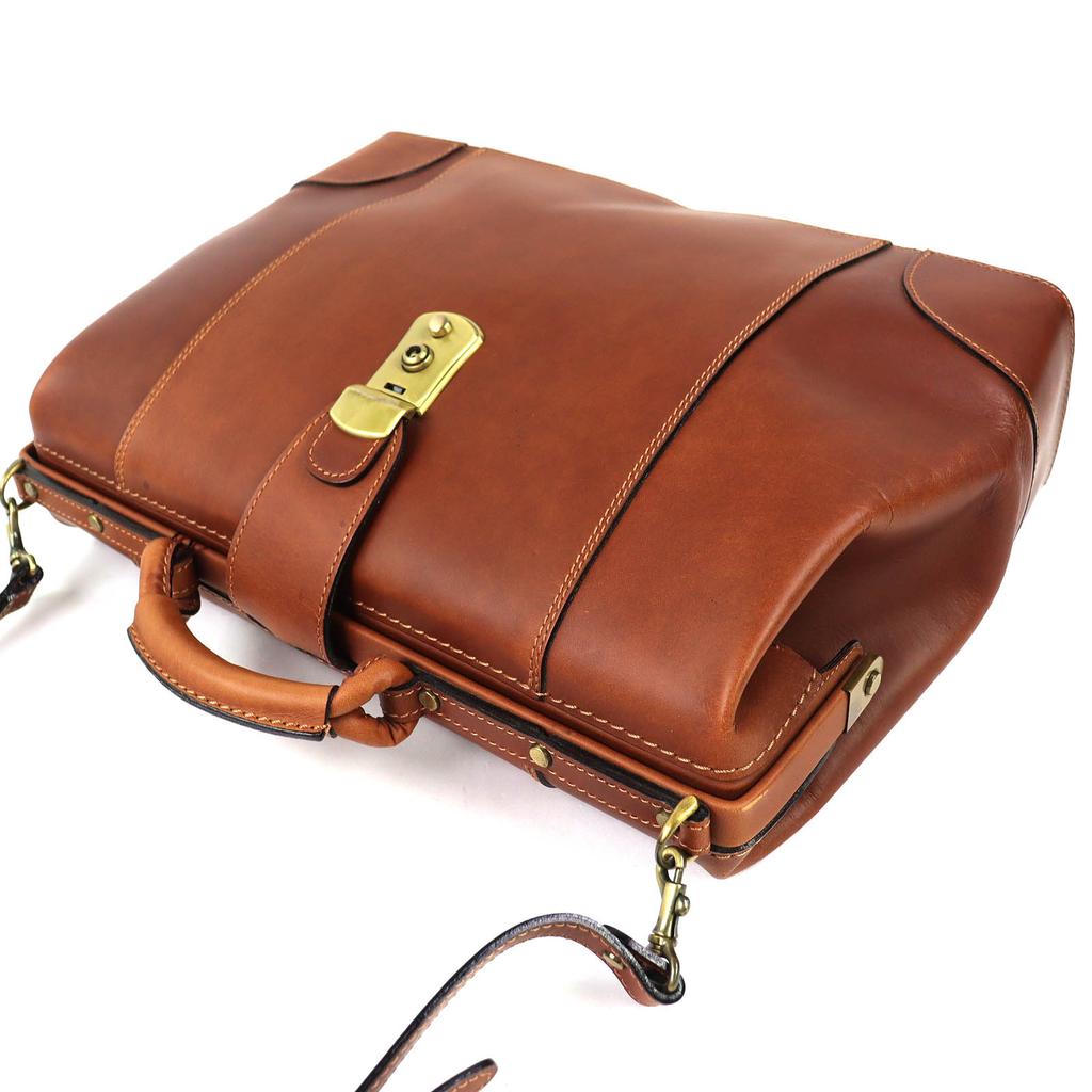 Очень хорошая деловая сумка RED BRIDGE Натуральная кожа Докторская сумка Коричневая мужская Б/у