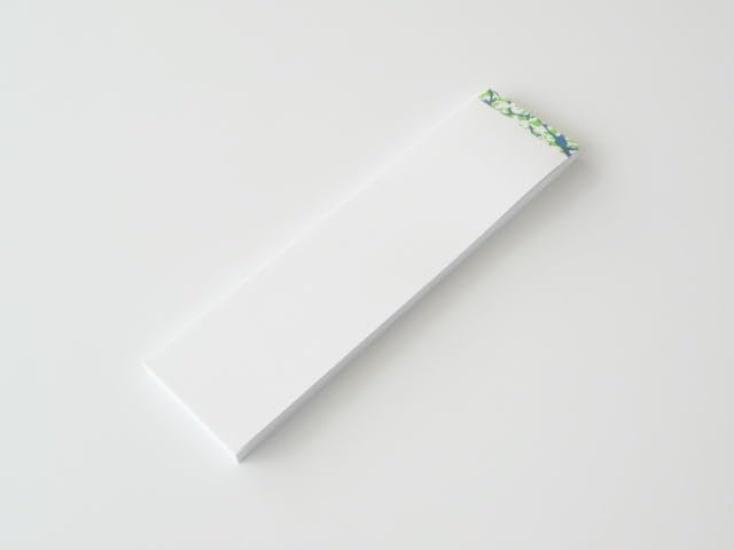 Set of 10 small Buddhist name cards for funeral homes and temples, length 25.8cm x width 6.7cm