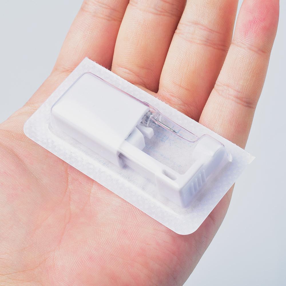 Безопасный Безболезненный Одноразовый Ручной Инструмент для Пирсинга Ушей Мгновенные Серьги Гигиеничный Портативный Пистолет для Прокалывания Ушей для Домашнего Использования