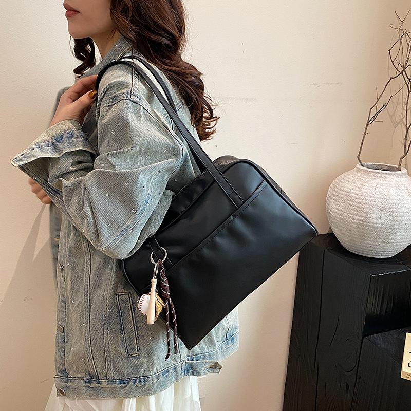 Simple Large Capacity Shoulder Bags for Women Pu Leather Underarm Ladies Commuter Tote Bag Vintage Female Handbags Tote Purse