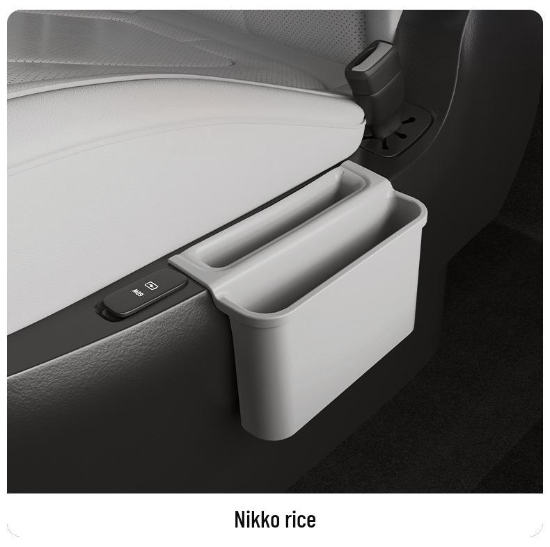 Lynk & Co 900 Second-Row Phone Storage Box for Car Seat