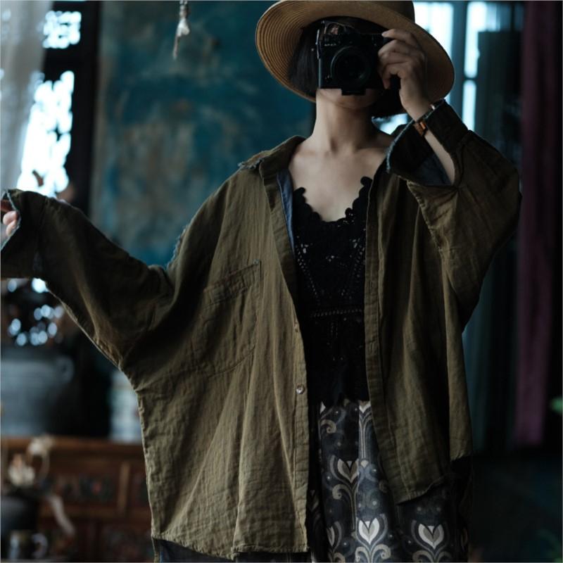 Johnature Women Vintage Bat Sleeve Shirts Tops Button Autumn Blouses Turn-down Collar Chinese Style Shirts