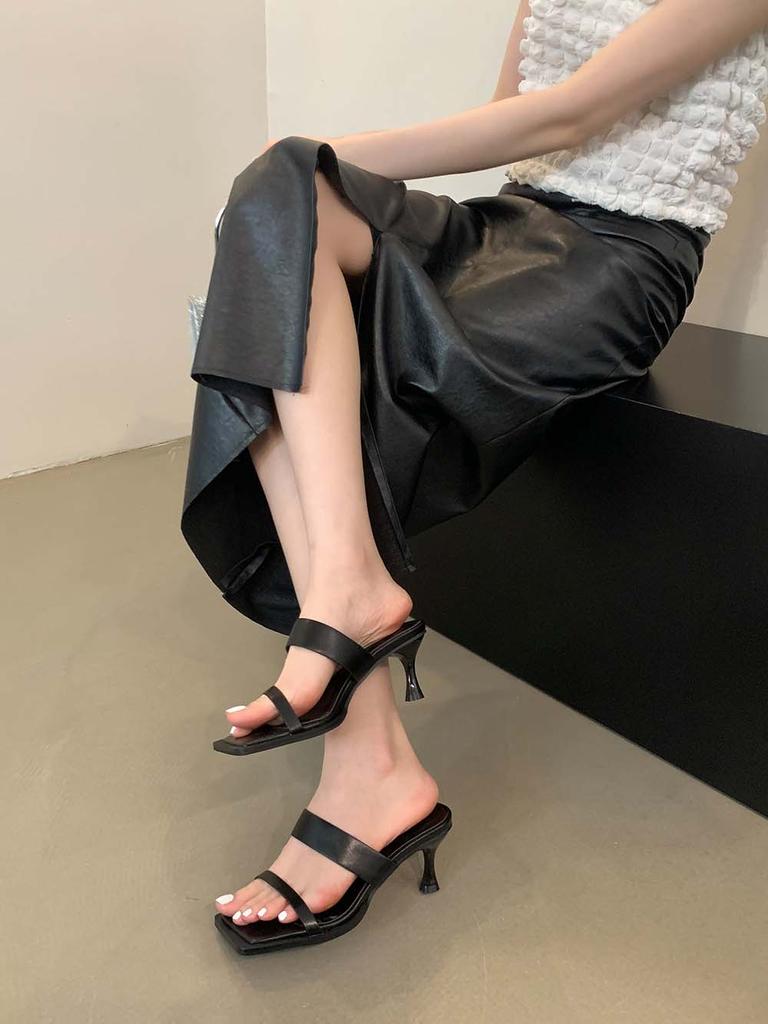 Мода Модные женские тапочки-слайды на шпильках с тонким каблуком, черные, серебристые, белые, летние туфли-мюли на открытом воздухе, сексуальные сандалии, тапочки-слайды