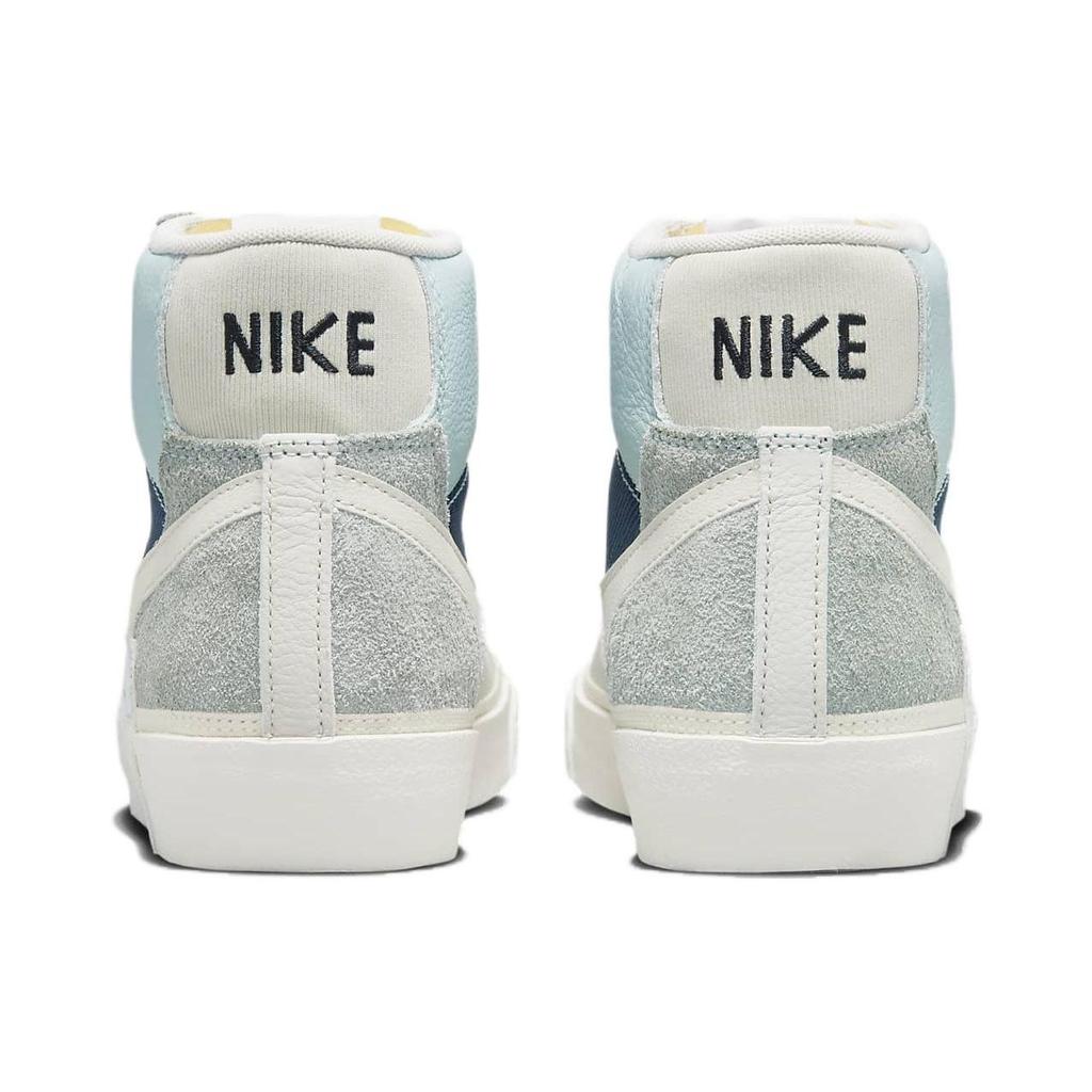 Nike Кроссовки мужские Nike Blazer Mid 77 Pro Club Remastered - Mica Green Navy, цвет Midnight-Navy/Light-Bone, DQ7673-300