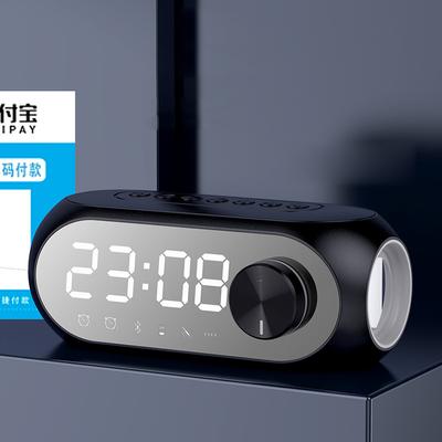 Будильник Беспроводной Bluetooth-динамик TF-карта плеер Звуковая коробка с дисплеем Большой объем Настольный будильник Басовый динамик