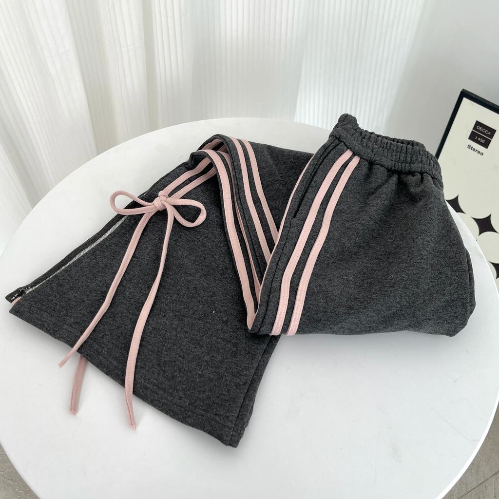 Women Black Gothic Flare Pants Baggy Y2k Sweatpants Harajuku Streetwear Aesthetic Lace-up Pants Vintage Trousers 2000s Clothes