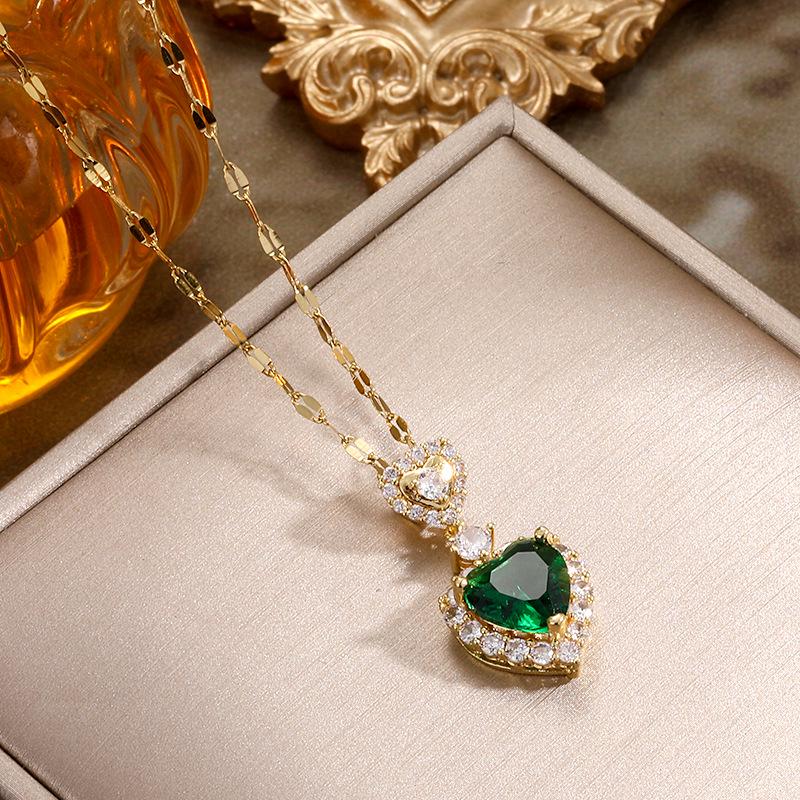 Heart Zircon Emerald Love Titanium Steel Necklace - Women's Fashion Clavicle Chain with Niche Design