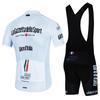 Велоформа Giro d'Italia: джерси и комбинезон