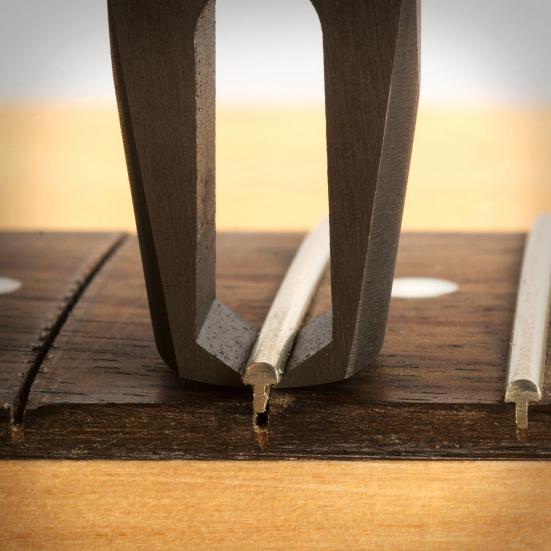 5 Inches Burr Removal Flat Nose Pliers Precision Nail Extraction Guitar Repair Tool with 45-Degree Tip Angle