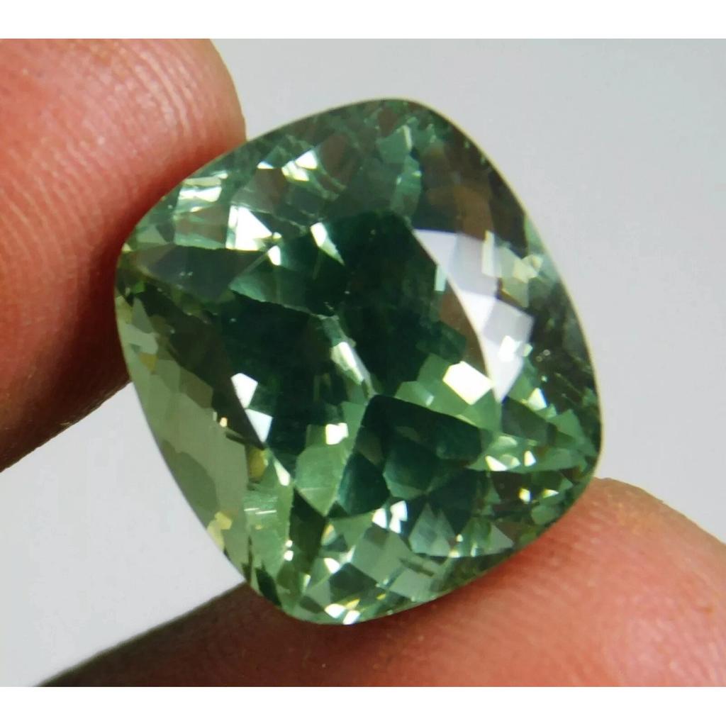 Natural Mint Green Sapphire Cushion Cut 18-19 Ct Beautiful Certified Gemstone