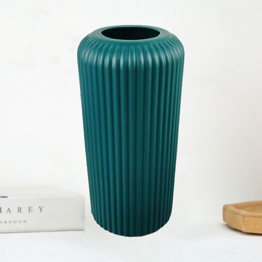 Light Capacity Hydroponic Vase Ornaments Flower Art Plastic Vase Nordic Vase Ornaments Table