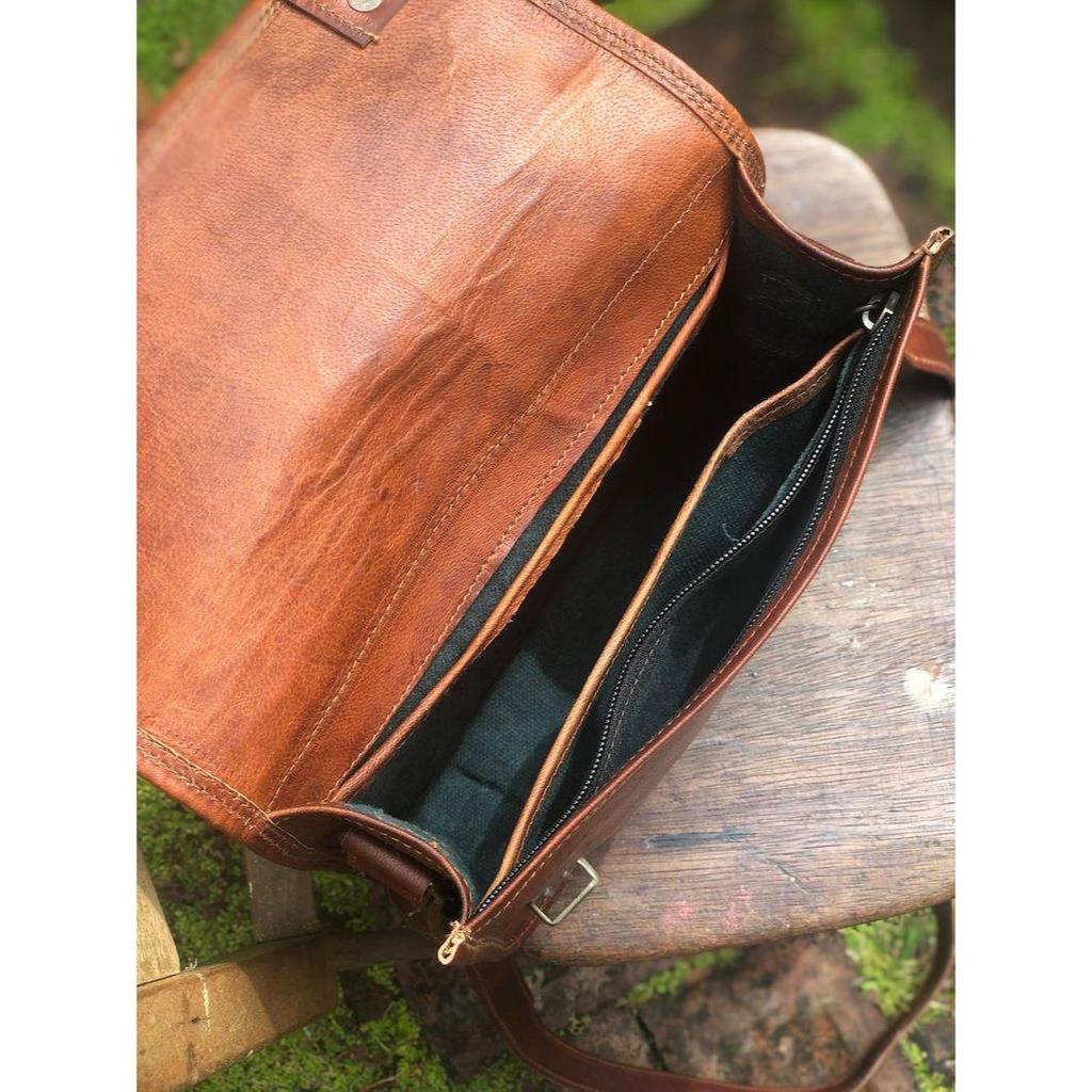 Стильная маленькая коричневая кожаная сумка, кожаная сумка-мессенджер в винтажном стиле, сумка через плечо размером 7 x 9 дюймов, сумка из потертой кожи, сумка Fairtrade.