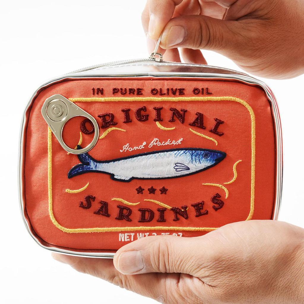 Funny Canned Sardines Makeup Bag for Lipstick Powder Hand Cream Creative Cosmetic Bag Travel Portable Zipper Bag
