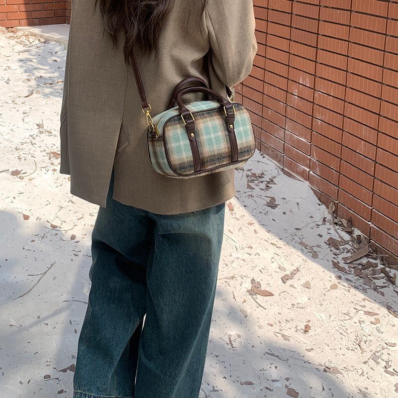 Женская шерстяная сумка для боулинга в клетку в стиле ретро 2023 года — универсальная, в стиле ручная сумка/чехол через плечо