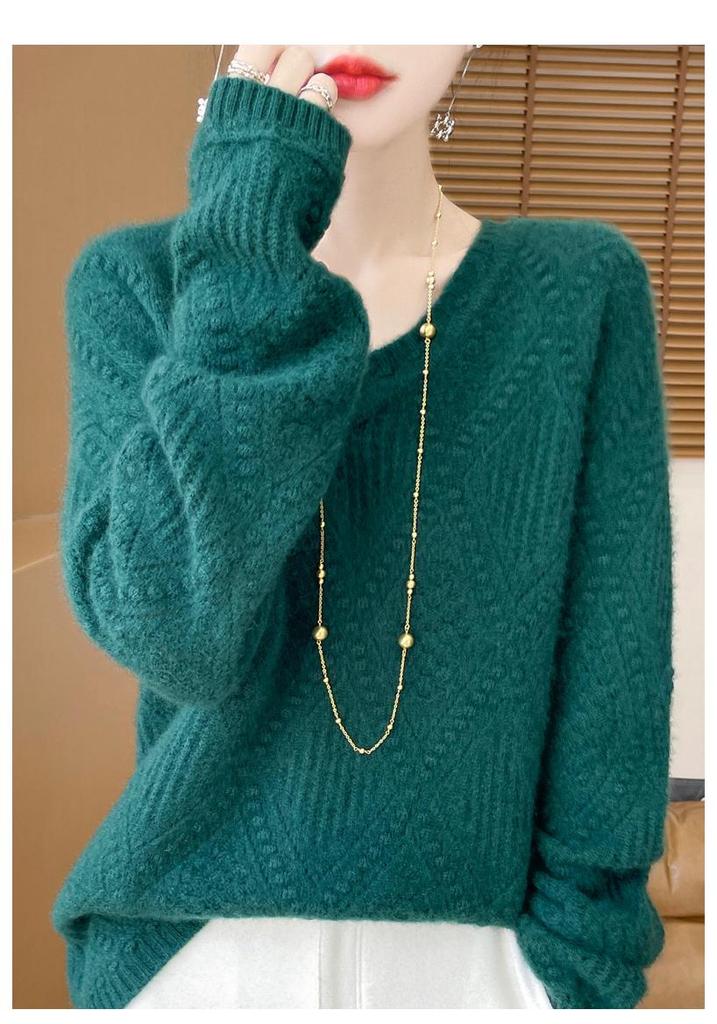 2024 Autumn/Winter Pure Wool V-Neck Loose Fit Women's Sweater with Hollow Diamond Cable Knit Design
