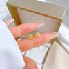 Минималистичные маленькие серьги-пусеты в виде снежинок из золотой фольги, холодные мужские и женские серьги, личность, темперамент, банкетные серьги