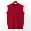 Мужской красный вязаный жилет с V-образным вырезом: Теплый осенне-зимний жилет