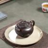 Исинский Оригинальный Глиняный Чайник из Красной Глины Цзыша Ручной Работы Аромат Лотоса и Элегантное Очарование 111 мл Набор для Чая
