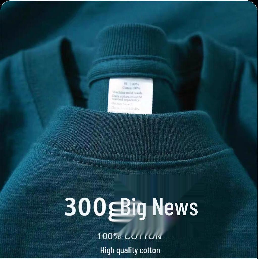 Футболка унисекс с коротким рукавом, из плотного хлопка плотностью 500 г, серо-зеленого цвета.