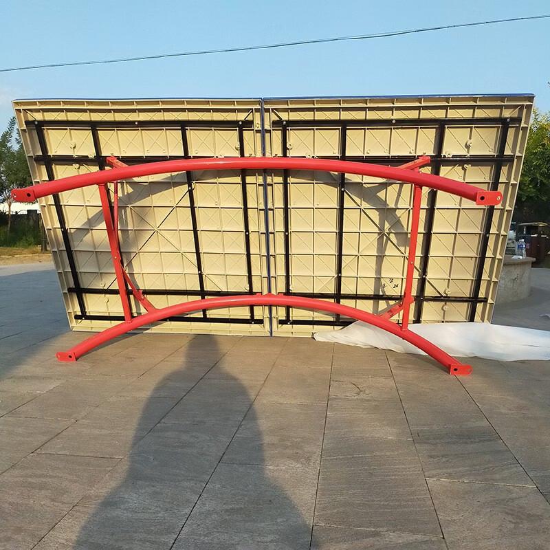 Yuejih Hu Indoor/Outdoor Foldable Competition Ping Pong Table