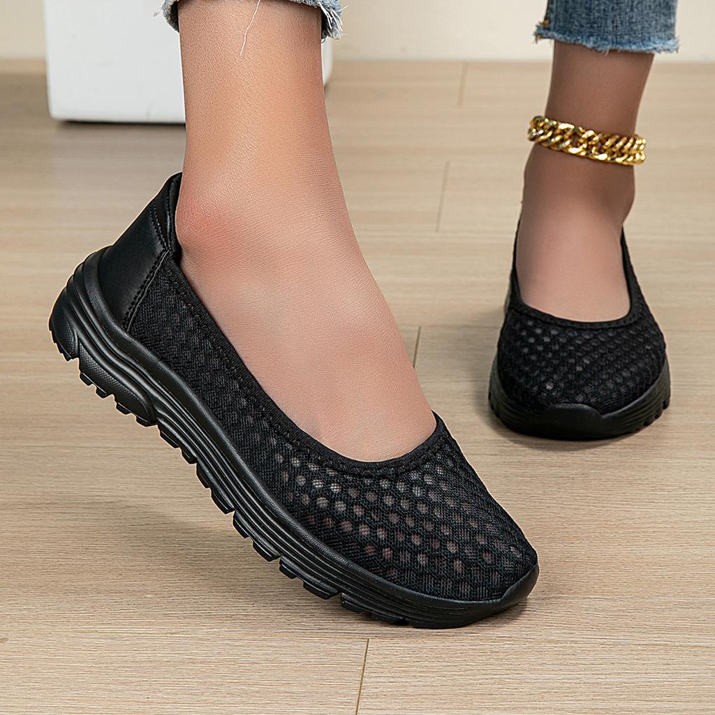 One Pedal Lazy Bag Head Half Slippers Men and Women Wear Mesh Outside Women's Walking Cool Slippers Large Size Comfortable Hole