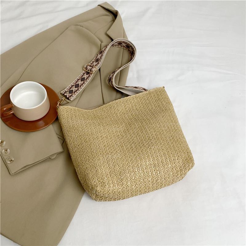 Fashionable Woven Large Capacity 2024 Spring New Korean Style Shoulder Bag