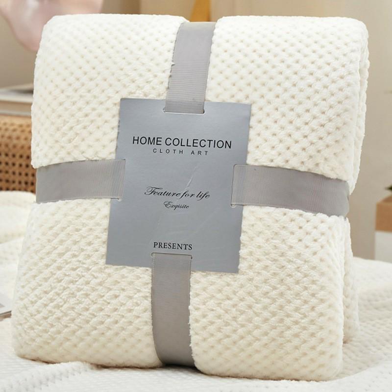 Thickened Ipil Coral Fleece Flannel Blanket for Napping and Air Conditioning