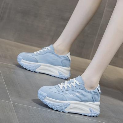 Маленький человек увеличивает рост, туфли для папы на платформе, женская обувь 2025 года, весна, новая мягкая подошва, дышащая тканевая поверхность, повседневная спортивная обувь