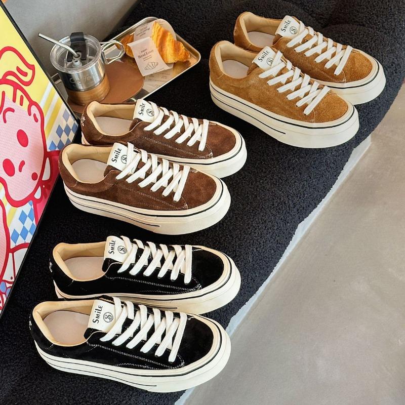 Autumn and winter new Maillard thick sole casual versatile lace-up sneakers board shoes schoolgirls