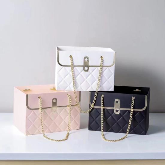 Flower Paper Gift Box with Metal Chain Bouquet Storage Bucket Small Florist Handbag Gift Craft Wrap Bag for Wedding Party Bridal Shower