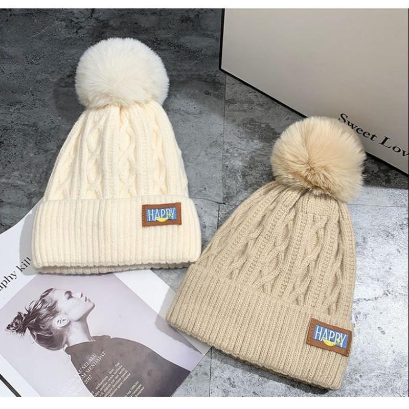 Зимняя корейская женская плюшевая шапка из искусственного меха, модная для студентов с толстой бархатной защитой для ушей и вязаной пряжей