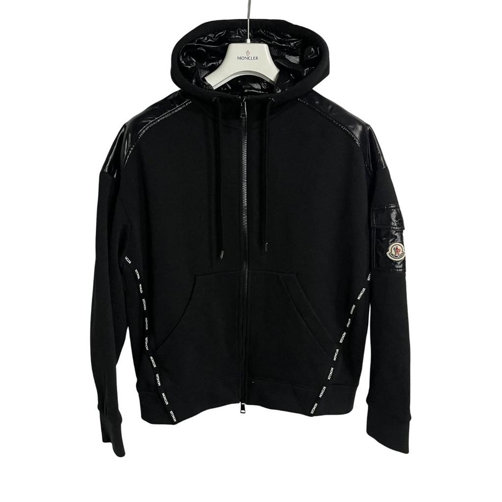 MONCLER Logo Hoodie Black Men's Size M Model H20938G00030809KX