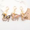 Подвеска для ключей Сверкающие стразы Дизайн лошади Металлическое кольцо для ключей Декоративный держатель для ключей Друзья