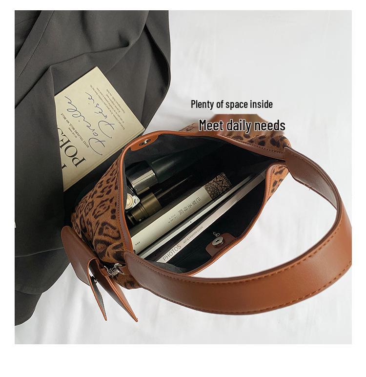 Leopard Print Velvet Shoulder Bag with Wide Strap - Large Capacity Fashion Tote