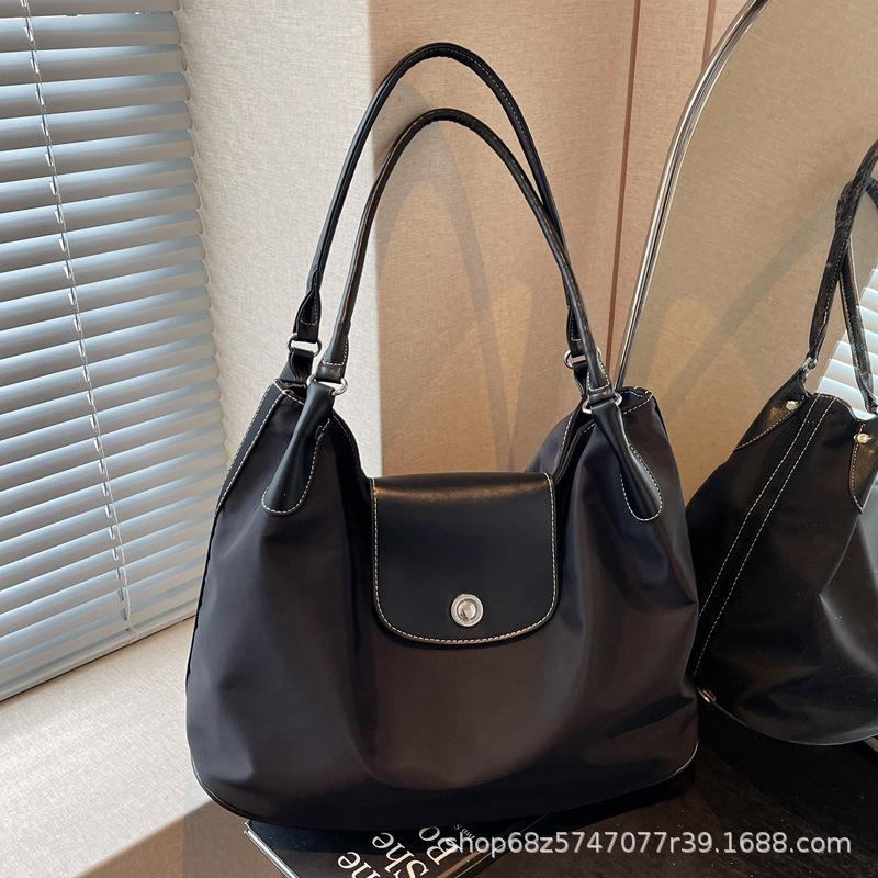 Oxford Cloth Casual Tote Bag Women's 2025 New Large Capacity Mommy Commuter Lightweight Shoulder Bag Simple Underarm Bag