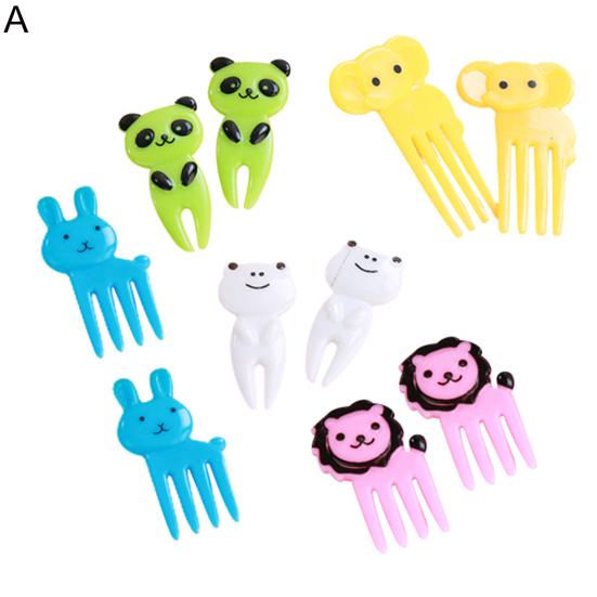 10Pcs Creative Plastic Mini Fruit Fork Lunch Decoration Cartoon Elephant Giraffe Bento Stick Party Favors