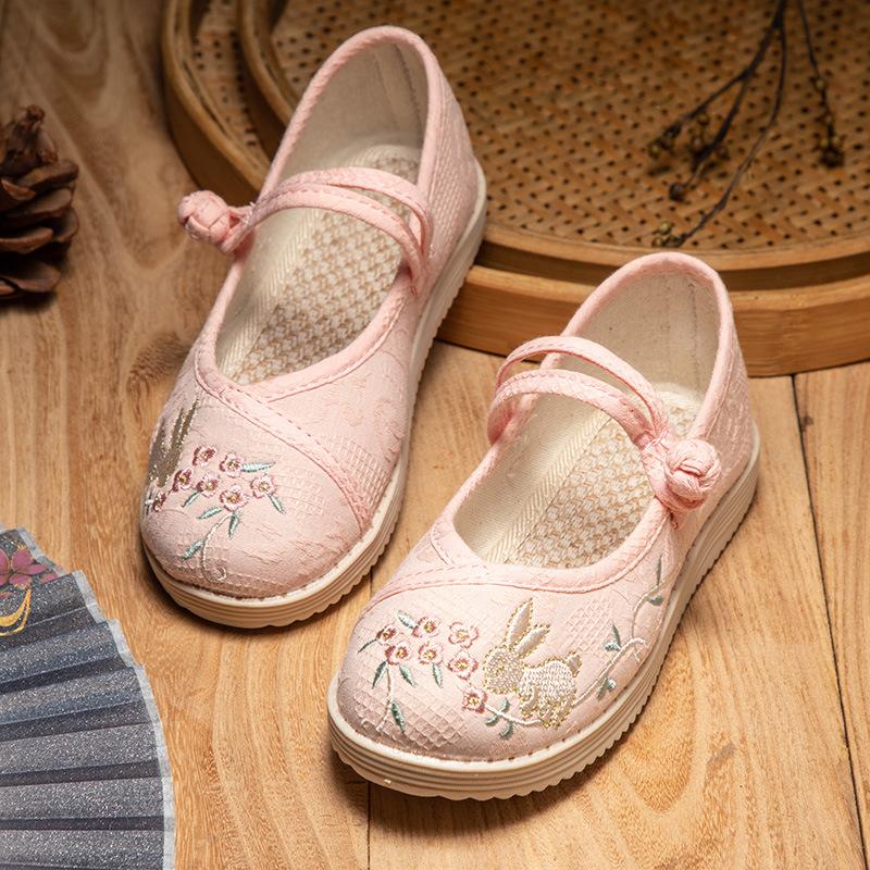 Детская обувь для девочек в стиле ретро с вышивкой принцессы, повседневные туфли ханьфу на плоской подошве, модные милые детские туфли с кроликом, старинные туфли